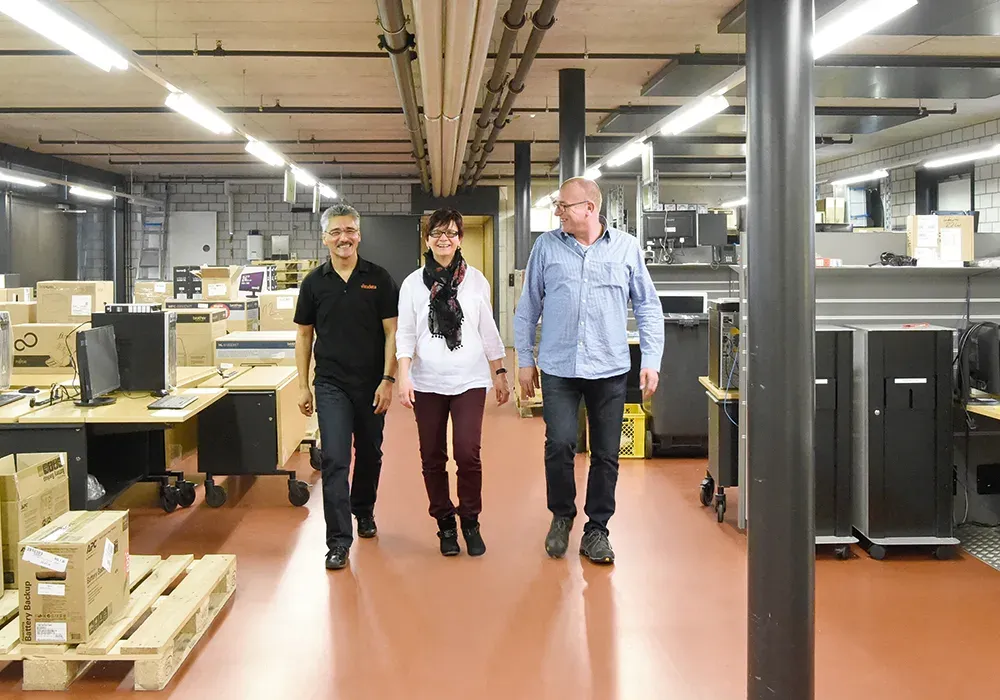 Unser Logistik-Team: Im Hintergrund für Sie engagiert